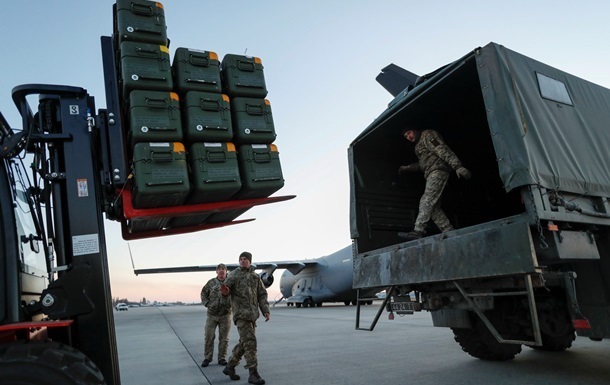 СМИ сообщили, на сколько хватит Украине пакета помощи от США