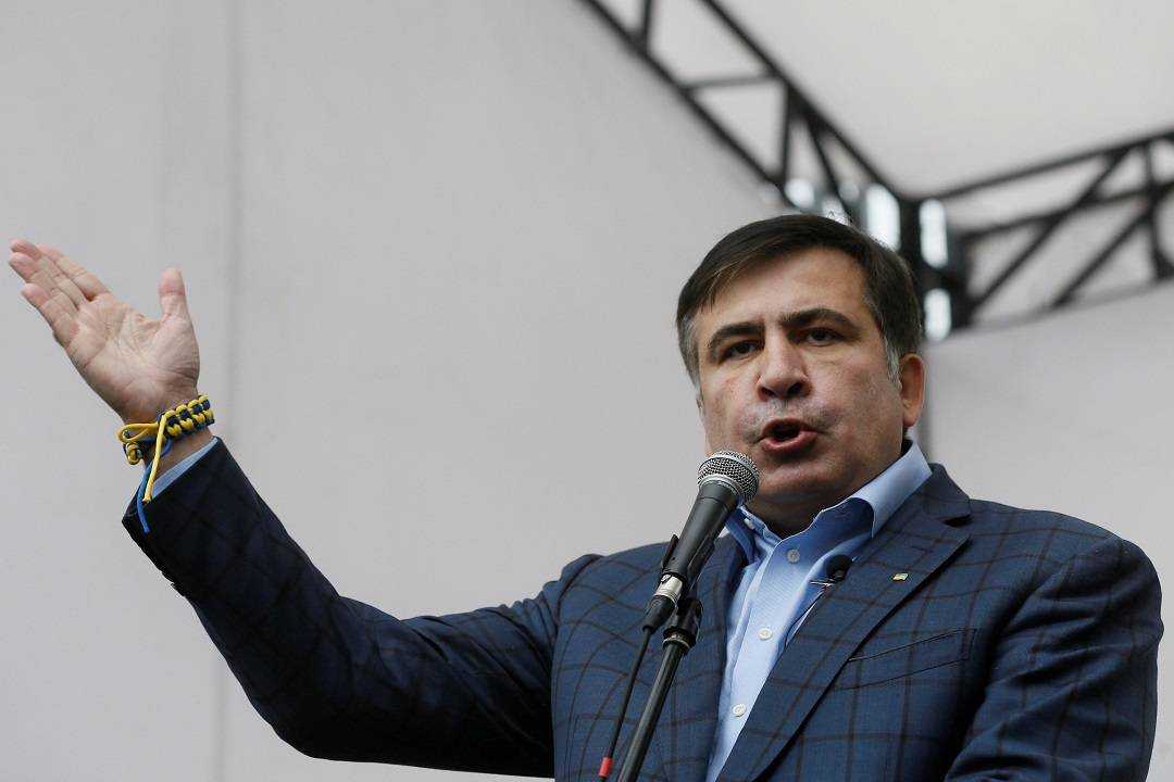 Саакашвили призвал однопартийцев поддержать на выборах "Слугу народа"