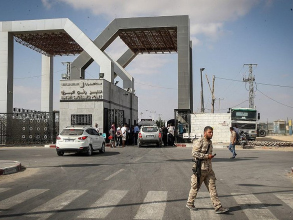 AP: достигнуто соглашение о разрешении иностранцам покинуть Газу
