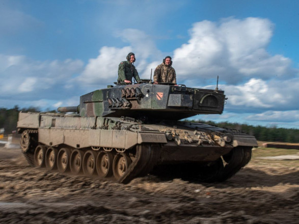 Танки Leopard приняли на вооружение для ВСУ - Минобороны