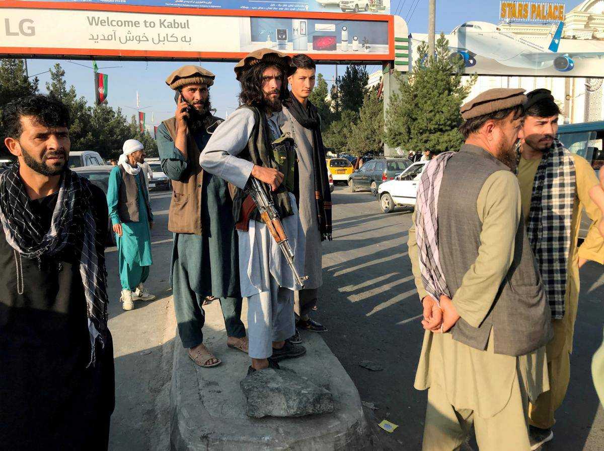 Талібан оголосив в Афганістані амністію і пообіцяв жінкам права "в рамках ісламу"