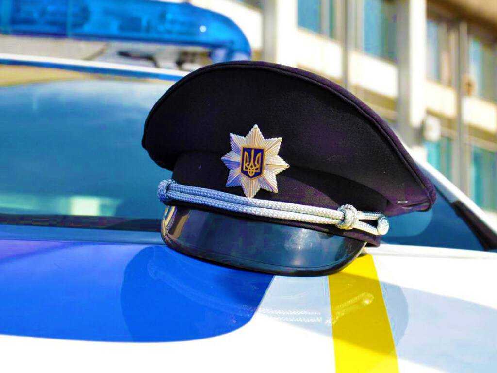 В Одессе инспектор полиции надругался над девушкой-подростком