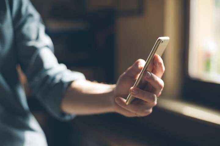 Що робити, якщо зник мобільний зв'язок: скачайте собі офлайн-месенджер