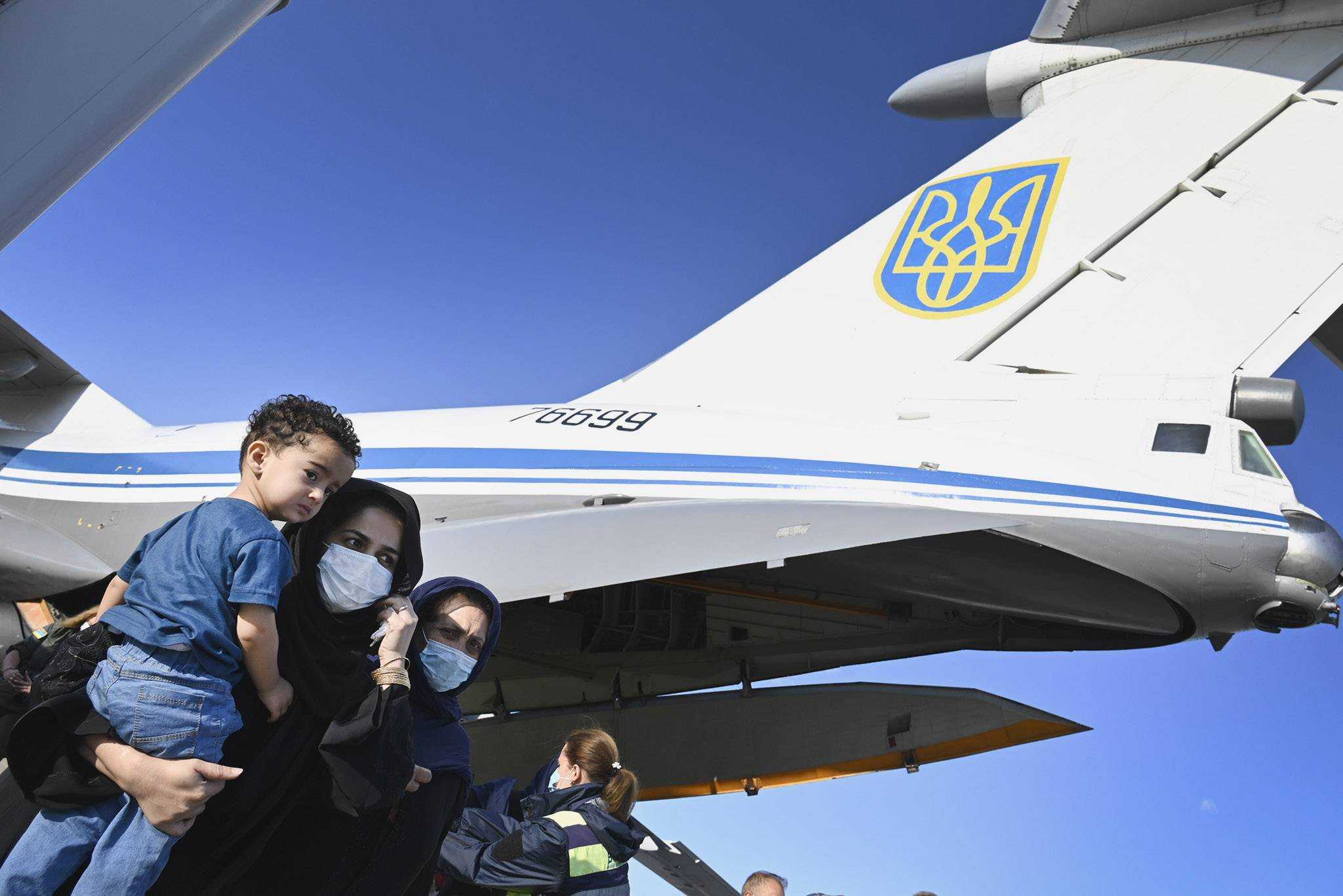 У “Борисполі” сів літак з евакуйованими українцями з Кабула