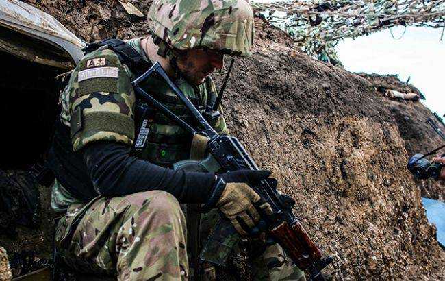 На Донбассе врезультате обстрелов погиб военный