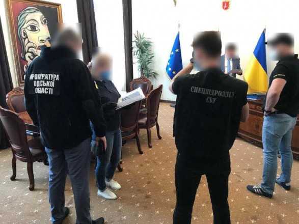 Обыски в Одесском горсовете: чиновников подозревают в присвоении 13 млн гривен