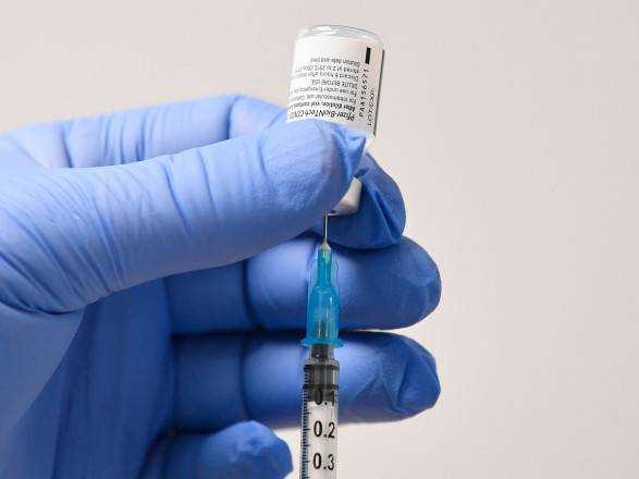 В Україні почали вакцинувати дітей проти поліомієліту