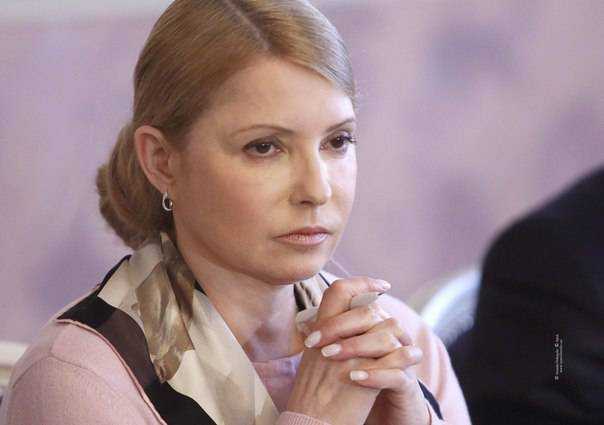 Тимошенко тянет руку помощи Зеленскому и обещает поддержку