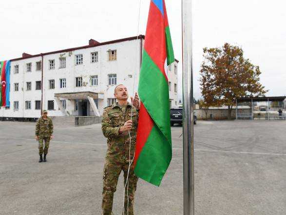 Ситуация в Карабахе: президент Азербайджана заявил о переходе Кельбаджарского района под контроль Баку