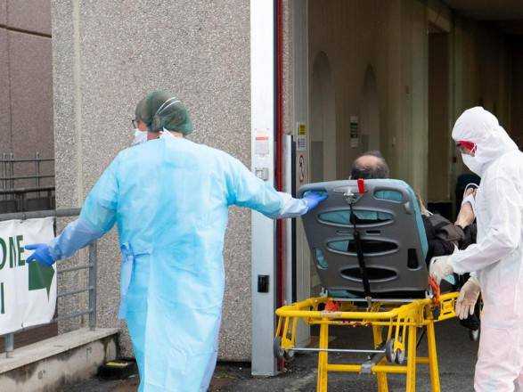 Пандемия: в Италии показатели COVID-19 за сутки достигли одного из самых низких значений за все время пандемии