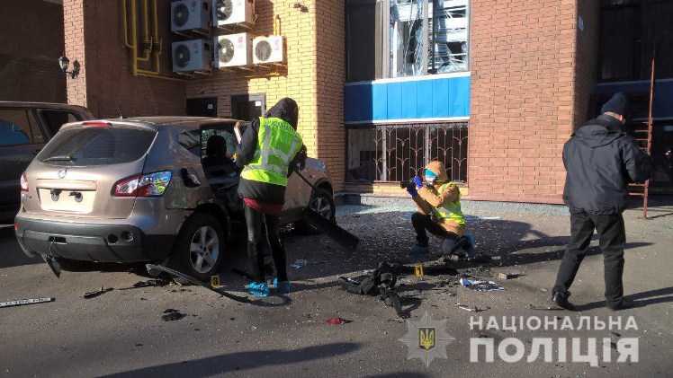 В центре Харькова взорвалась машина