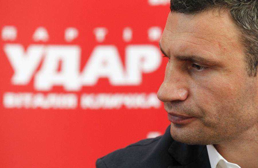 "Удар" пойдет на парламентские выборы отдельно от партии Порошенко