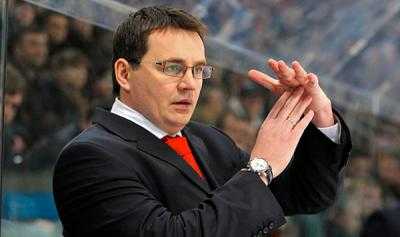 Досрочно прекратить действие своего контракта просит тренер Украинской сборной по хоккею
