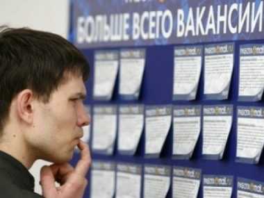За год рынок труда в Украине упал на 20-25% - эксперт