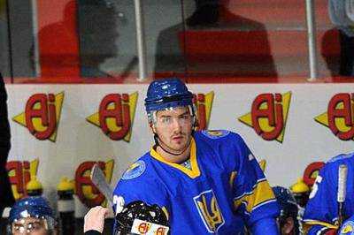 Защитник сборной Украины по хоккею будет играть в Казахстане аз команду "Арлан"