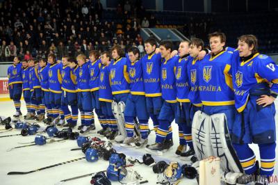 В Будапеште юниорская сборная Украины по хоккею удачно начала свои выступления на международном турнире Четырех наций