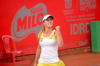 Теннис: украинка Э.Свитолина вышла в полуфинал Итогового турнира в Китае