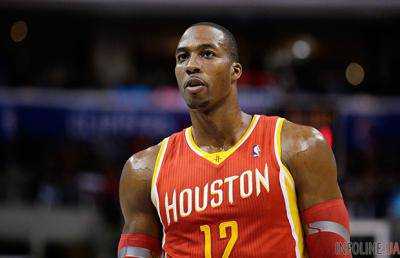 Звездный центровой клуба НБА "Хьюстон Рокетс" Дуайт Ховард отказался от выступления за БК "Хьюстон"