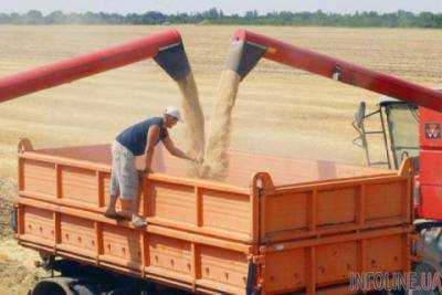 Аграрии Украины намолотили 37,6 млн тонн зерна