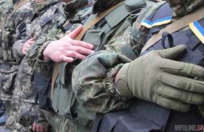 Минобороны: более ста тысяч украинских военных в настоящее время проходят службу по контракту