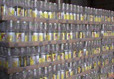 В Тернопольской области обнаружили почти тысячу литров фальсифицированного алкоголя