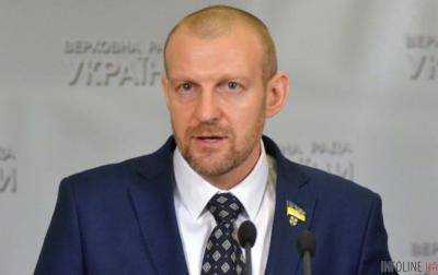 Народный депутат Андрей Тетерук рассказал, когда ВР рассмотрит законопроект о введении визового режима с РФ