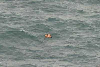 В Черном море из воды подняли тело еще одного погибшего в авиакатастрофе
