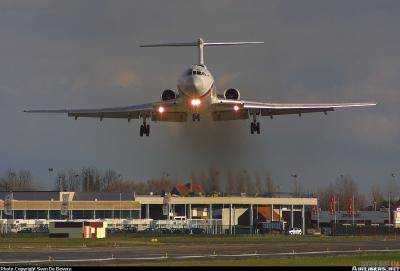 Авария Ту-154 могла вызвать перегрузка