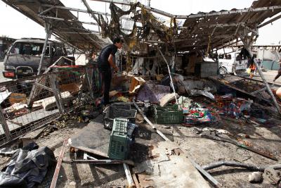 12 человек погибло в результате взрыва на рынке Багдада