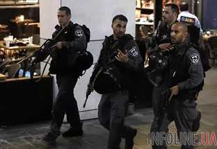 Камера наблюдения засняла момент «наезда» террориста на солдат в Иерусалиме