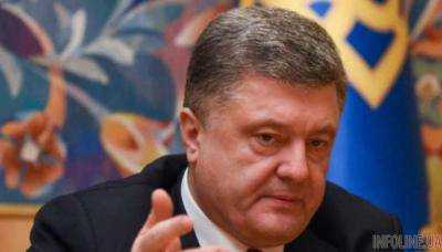 Президент П.Порошенко призвали отменить запрет телеканала "Дождь" в Украине