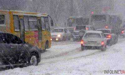 За прошедшие сутки из-за осложненных погодных условий на дорогах Украины погибли семь человек