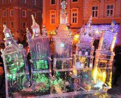 Во Львове стартовал конкурс ледовых скульптур