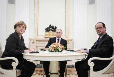 Россия готовится прекратить огонь в Сирии об этом В.Путин сообщил А.Меркель и Ф.Олланду