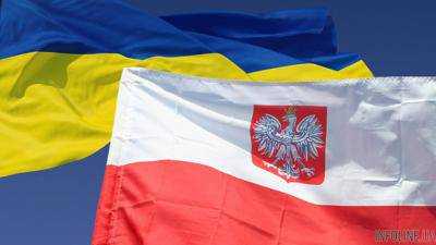 В МИД Украины Польша направила ноту по осквернению польского кладбища в Быковне