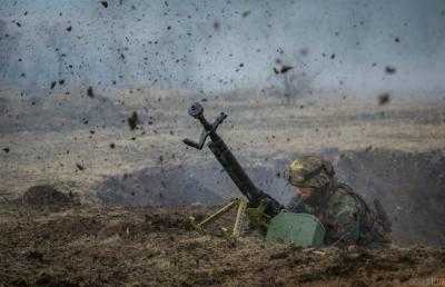 Боевики продолжают обстреливать Авдеевку из тяжелого вооружения