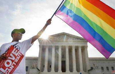 Президент США Д.Трамп не будет отменять приказ Б.Обамы о защите ЛГБТ-сообщества