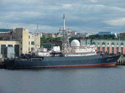 Возле берегов США обнаружен военный корабль ВМС России