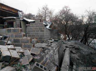 В результате ночного обстрела Авдеевки повреждены 8 домов