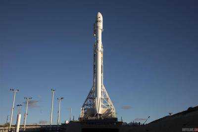 Ракета-носитель компании SpaceX Falcon 9 успешно вывела на орбиту новую "посылку" для МКС