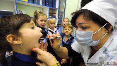 В школе Ужгорода, где обнаружили менингококковую инфекцию, возобновили учебу