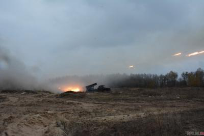 Боевики обстреляли из "Градов" позиции украинских бойцов в Водяном