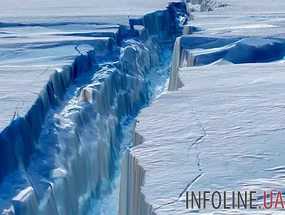 Ученые зафиксировали гигантскую трещину на леднике Ларсена