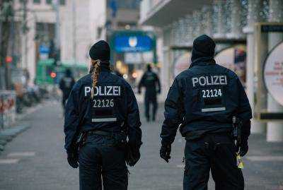 За наезд на группу людей в Германии арестован мужчина
