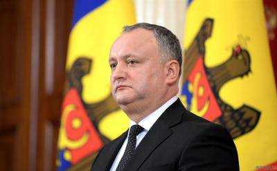 Президент Молдовы Игорь Додон потребовал расширить его полномочия
