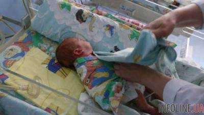 В Запорожье новорожденного младенца нашли возле школы