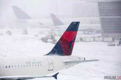 В США снежные метели привели к отмене почти 6 тыс. авиарейсов