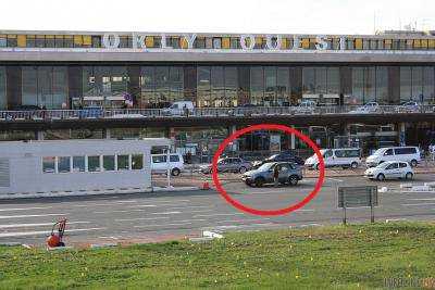 Во Франции в аэропорту правоохранители застрелили мужчину
