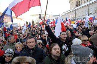 Акцию протеста против "украинизации рынка труда" провели в Польше
