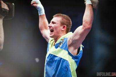 Украинец А.Хижняк досрочно стал чемпионом Европы по боксу
